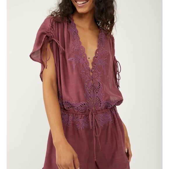 NEW Free People Weila Romper plum Floral Embroidered size S - Picture 2 of 12